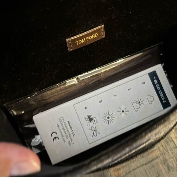 Women’s Tom ford Sunglasses - Picture 3 of 3